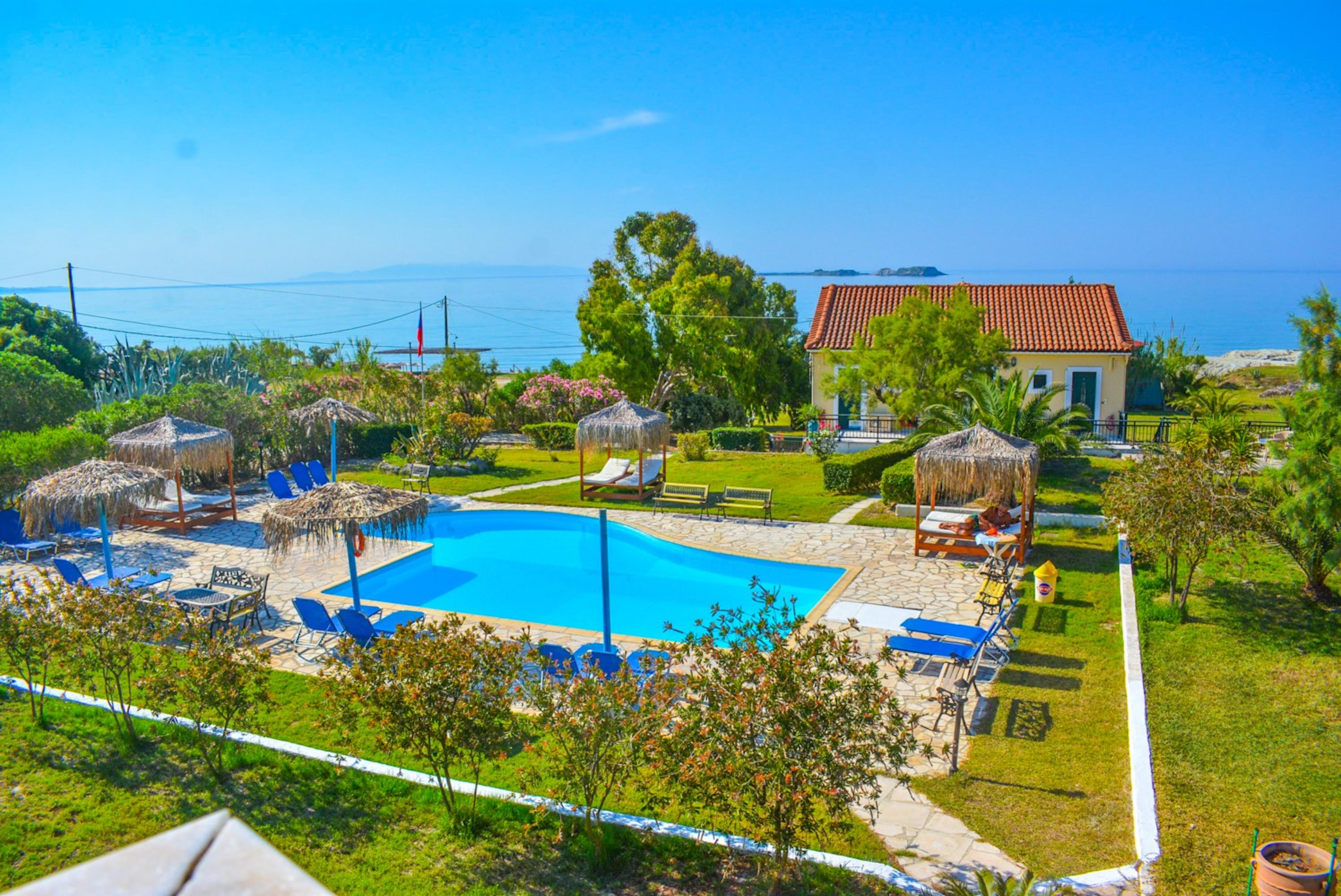 XI Village Xi Beach Екстериор снимка