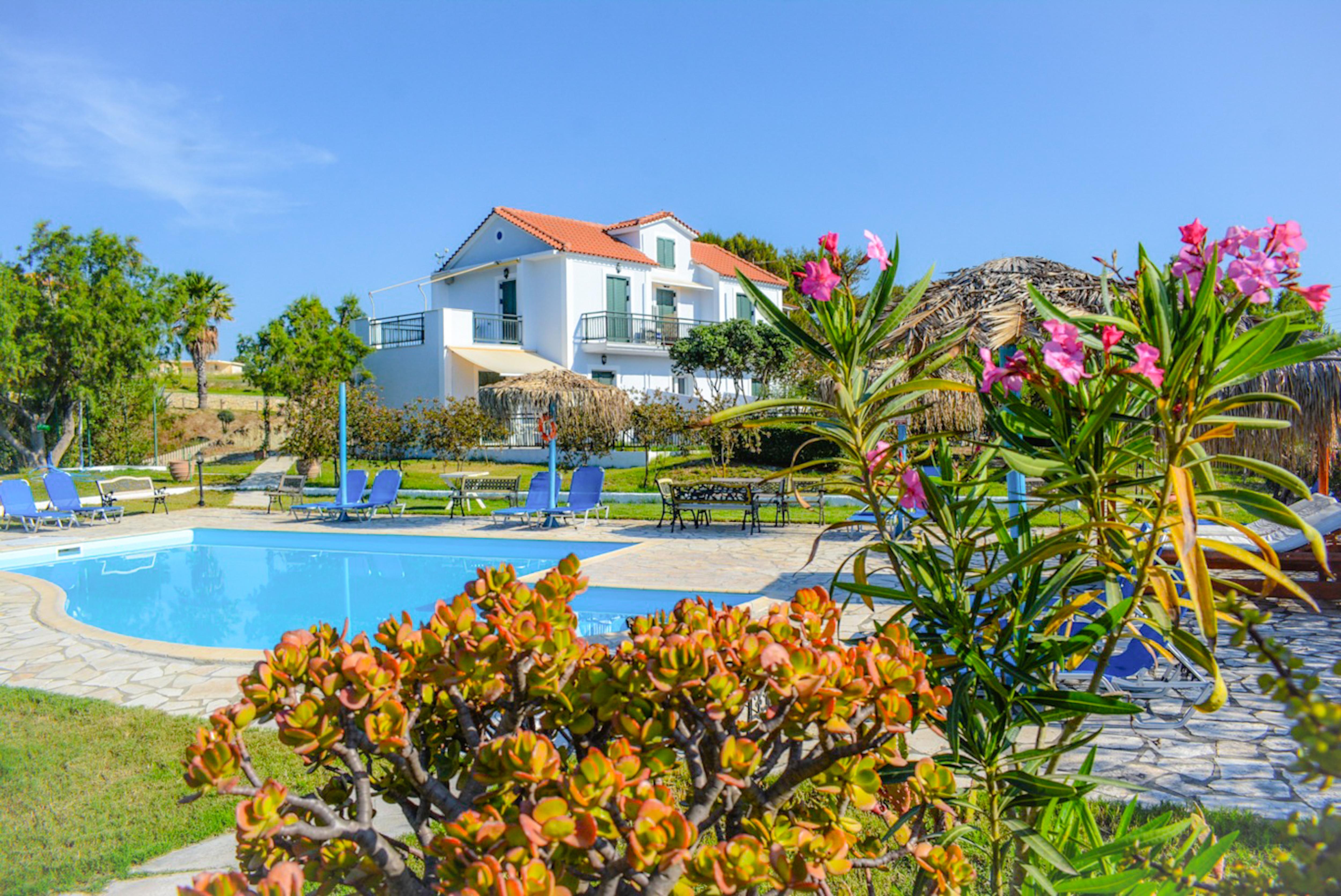 XI Village Xi Beach Екстериор снимка